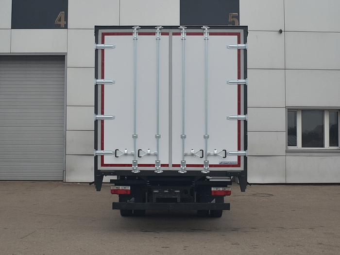 Бортовой тентованный фургон с шторой DongFeng C120L